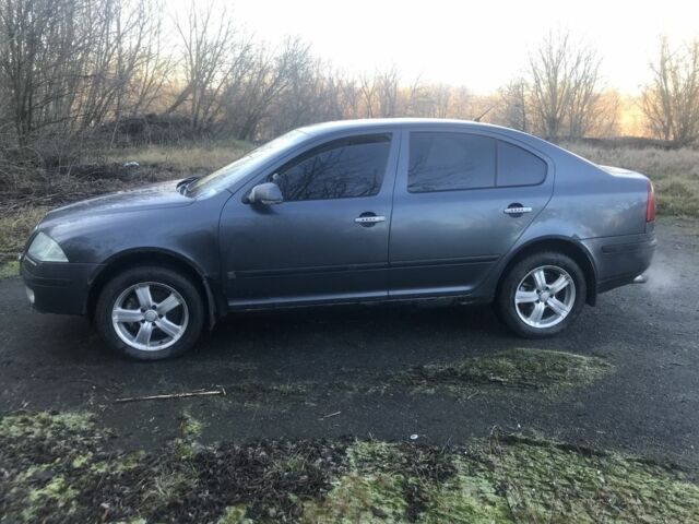 Серый Шкода Октавия, объемом двигателя 2 л и пробегом 217 тыс. км за 4800 $, фото 2 на Automoto.ua