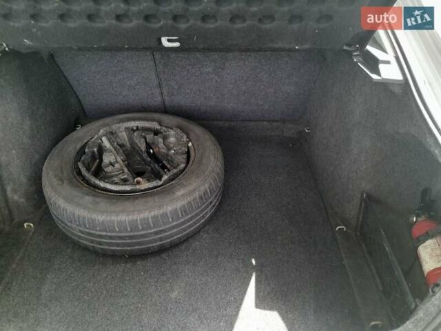 Серый Шкода Октавия, объемом двигателя 1.6 л и пробегом 277 тыс. км за 4700 $, фото 4 на Automoto.ua