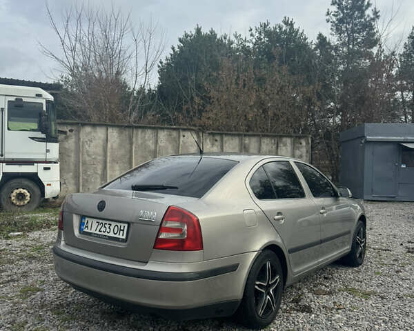 Серый Шкода Октавия, объемом двигателя 1.6 л и пробегом 290 тыс. км за 5600 $, фото 4 на Automoto.ua