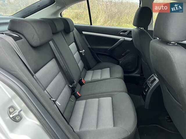 Сірий Шкода Октавія, об'ємом двигуна 1.4 л та пробігом 192 тис. км за 5600 $, фото 28 на Automoto.ua