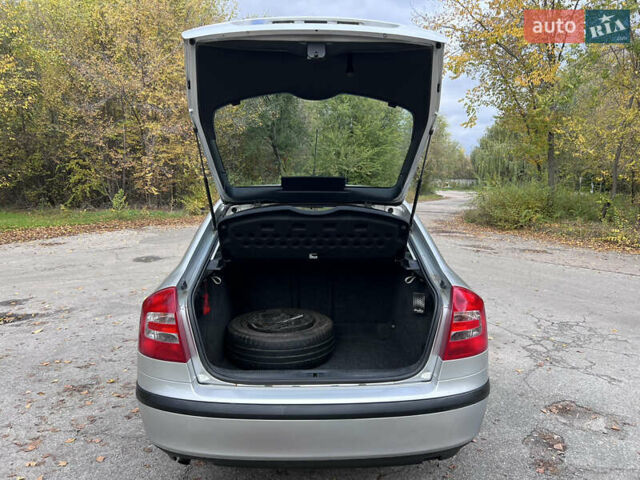 Сірий Шкода Октавія, об'ємом двигуна 1.6 л та пробігом 283 тис. км за 5500 $, фото 10 на Automoto.ua