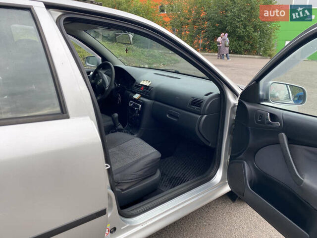 Сірий Шкода Октавія, об'ємом двигуна 1.6 л та пробігом 246 тис. км за 4900 $, фото 49 на Automoto.ua