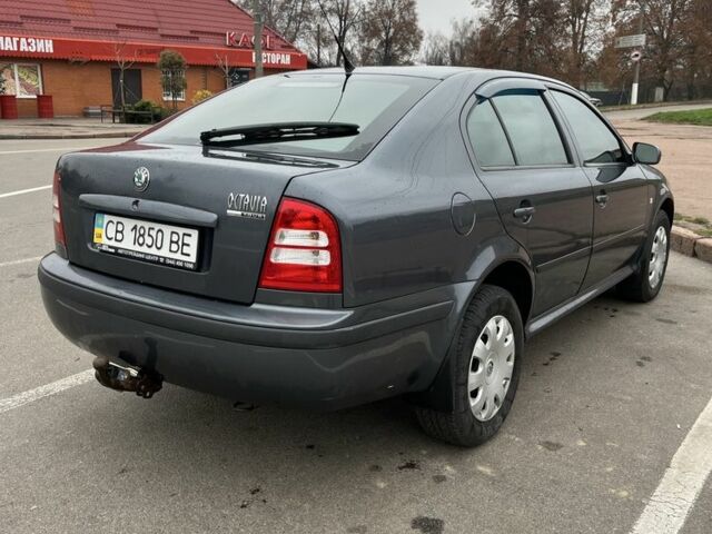 Серый Шкода Октавия, объемом двигателя 1.6 л и пробегом 262 тыс. км за 4999 $, фото 2 на Automoto.ua