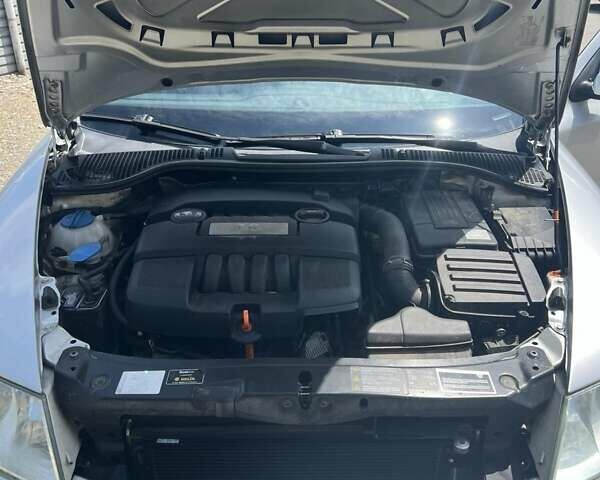 Сірий Шкода Октавія, об'ємом двигуна 1.6 л та пробігом 277 тис. км за 6000 $, фото 12 на Automoto.ua