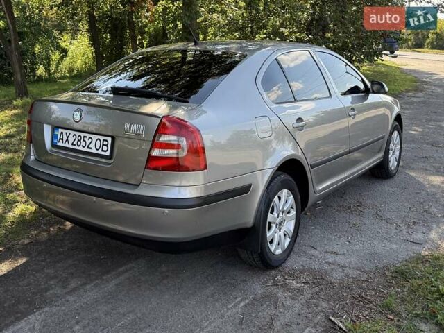 Сірий Шкода Октавія, об'ємом двигуна 1.6 л та пробігом 245 тис. км за 5950 $, фото 9 на Automoto.ua