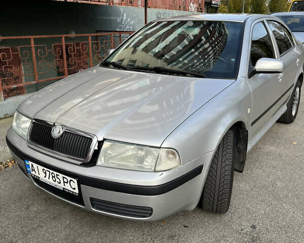 Сірий Шкода Октавія, об'ємом двигуна 1.6 л та пробігом 225 тис. км за 5100 $, фото 3 на Automoto.ua