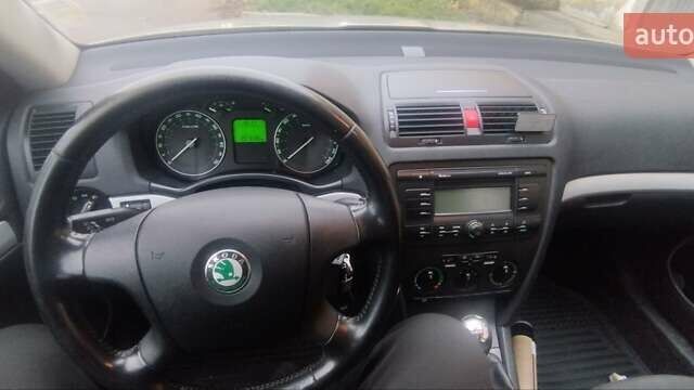 Серый Шкода Октавия, объемом двигателя 1.6 л и пробегом 297 тыс. км за 5400 $, фото 15 на Automoto.ua