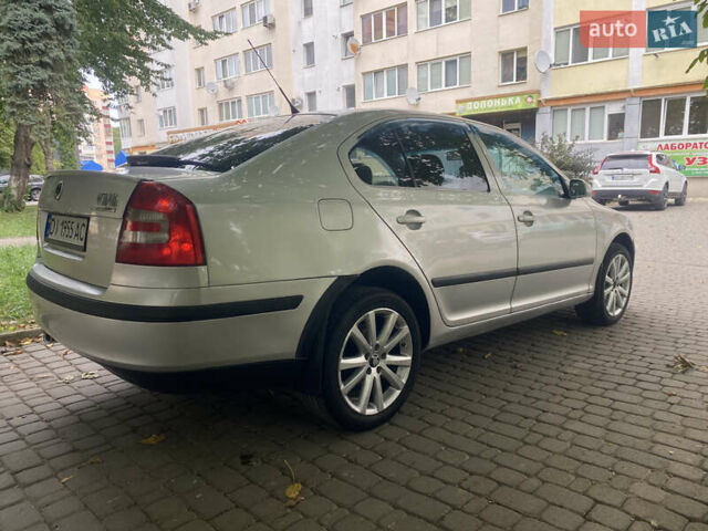Серый Шкода Октавия, объемом двигателя 1.6 л и пробегом 350 тыс. км за 4000 $, фото 3 на Automoto.ua