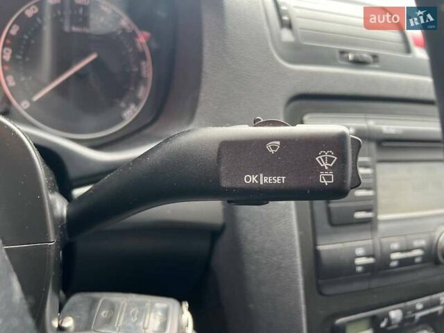 Сірий Шкода Октавія, об'ємом двигуна 1.6 л та пробігом 225 тис. км за 6990 $, фото 22 на Automoto.ua