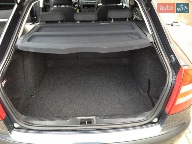 Сірий Шкода Октавія, об'ємом двигуна 1.6 л та пробігом 235 тис. км за 6100 $, фото 16 на Automoto.ua