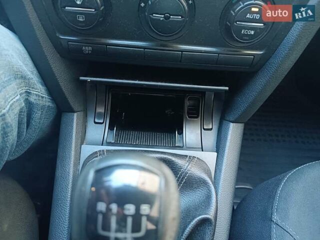 Шкода Октавия 2007 в Тернополе на Automoto.ua Серый Шкода Октавия, объемом двигателя 1.6 л и пробегом 270 тыс. км за 5600 $, фото 45 на Automoto.ua