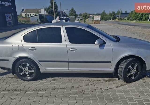 Сірий Шкода Октавія, об'ємом двигуна 1.6 л та пробігом 300 тис. км за 6500 $, фото 3 на Automoto.ua