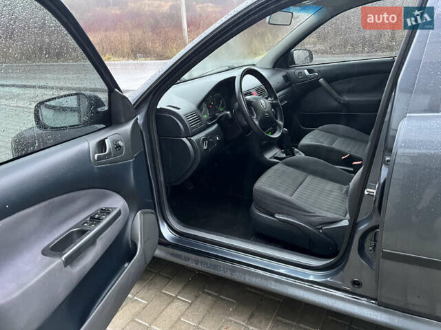 Сірий Шкода Октавія, об'ємом двигуна 1.8 л та пробігом 310 тис. км за 3950 $, фото 27 на Automoto.ua