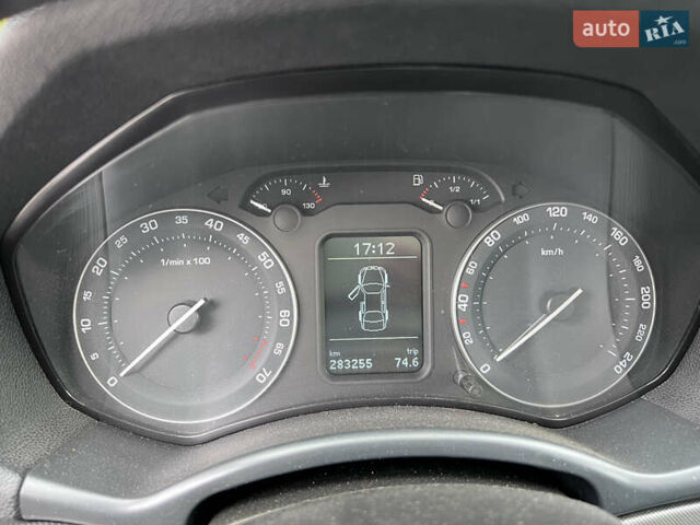 Сірий Шкода Октавія, об'ємом двигуна 1.6 л та пробігом 283 тис. км за 5500 $, фото 16 на Automoto.ua
