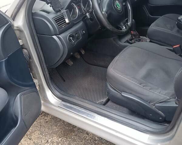 Сірий Шкода Октавія, об'ємом двигуна 1.6 л та пробігом 224 тис. км за 6300 $, фото 11 на Automoto.ua