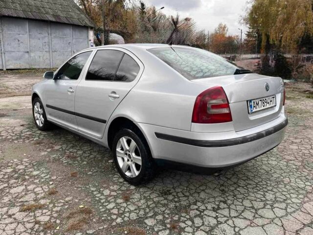 Серый Шкода Октавия, объемом двигателя 1.6 л и пробегом 330 тыс. км за 4950 $, фото 3 на Automoto.ua