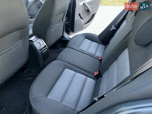 Шкода Октавия 2007 в Борщеве на Automoto.ua Серый Шкода Октавия, объемом двигателя 1.6 л и пробегом 169 тыс. км за 7900 $, фото 13 на Automoto.ua