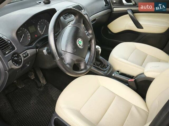 Сірий Шкода Октавія, об'ємом двигуна 1.98 л та пробігом 302 тис. км за 4700 $, фото 15 на Automoto.ua
