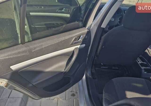 Сірий Шкода Октавія, об'ємом двигуна 1.6 л та пробігом 300 тис. км за 6500 $, фото 9 на Automoto.ua