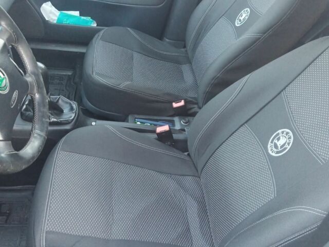 Сірий Шкода Октавія, об'ємом двигуна 1.6 л та пробігом 211 тис. км за 3000 $, фото 3 на Automoto.ua