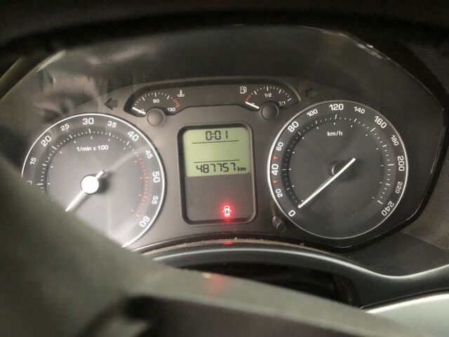 Сірий Шкода Октавія, об'ємом двигуна 1.9 л та пробігом 487 тис. км за 2100 $, фото 7 на Automoto.ua