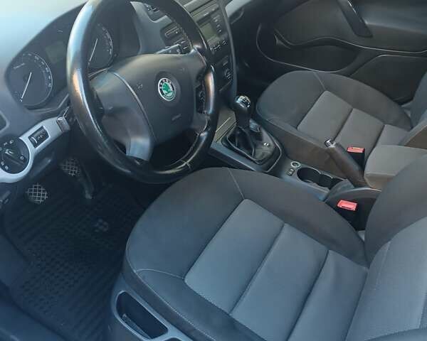 Шкода Октавия 2007 в Тернополе на Automoto.ua Серый Шкода Октавия, объемом двигателя 1.6 л и пробегом 270 тыс. км за 5600 $, фото 2 на Automoto.ua