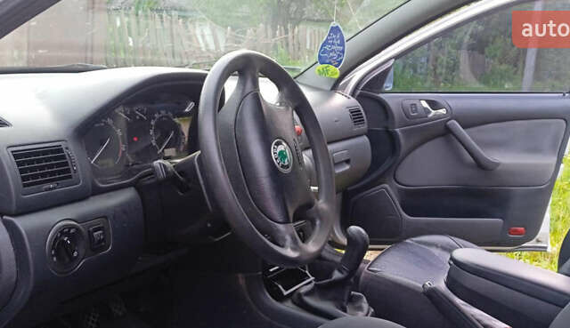 Серый Шкода Октавия, объемом двигателя 1.6 л и пробегом 220 тыс. км за 5800 $, фото 4 на Automoto.ua