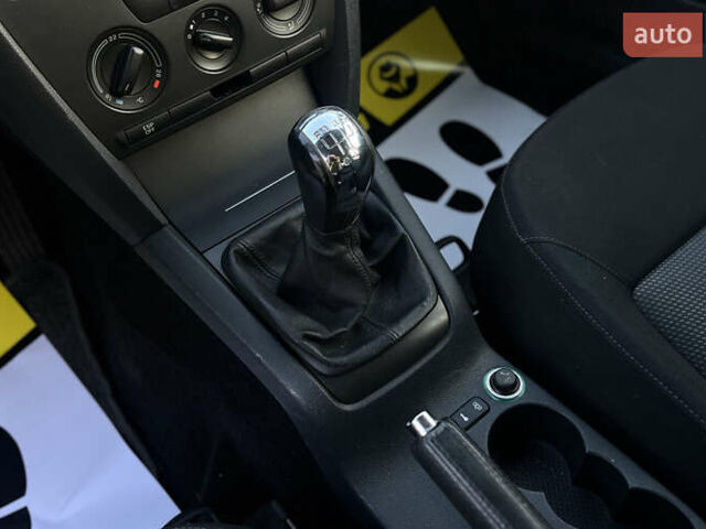 Серый Шкода Октавия, объемом двигателя 1.6 л и пробегом 147 тыс. км за 6450 $, фото 11 на Automoto.ua