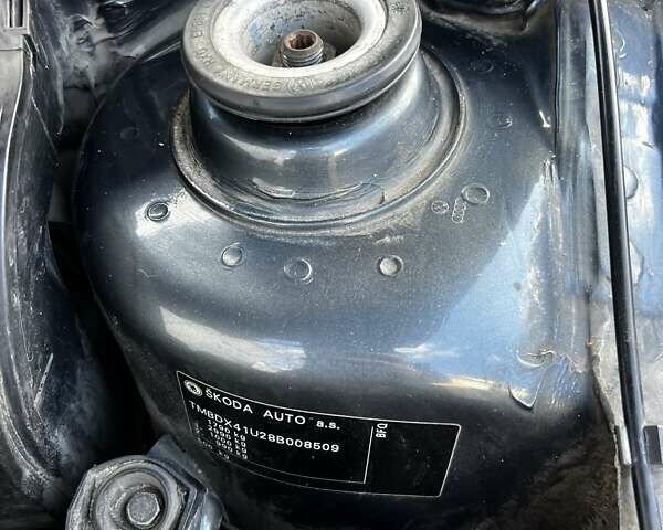 Сірий Шкода Октавія, об'ємом двигуна 1.6 л та пробігом 275 тис. км за 6500 $, фото 33 на Automoto.ua