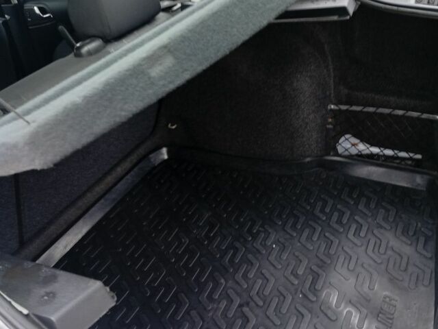 Серый Шкода Октавия, объемом двигателя 1.6 л и пробегом 179 тыс. км за 5700 $, фото 2 на Automoto.ua