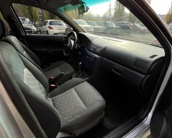 Сірий Шкода Октавія, об'ємом двигуна 1.6 л та пробігом 225 тис. км за 5100 $, фото 11 на Automoto.ua