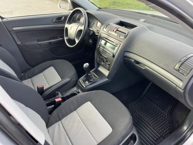 Серый Шкода Октавия, объемом двигателя 1.9 л и пробегом 258 тыс. км за 2892 $, фото 4 на Automoto.ua