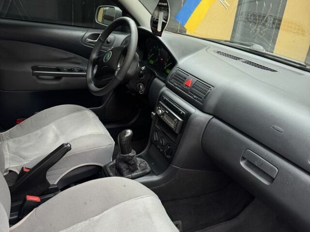 Сірий Шкода Октавія, об'ємом двигуна 0 л та пробігом 240 тис. км за 4500 $, фото 7 на Automoto.ua