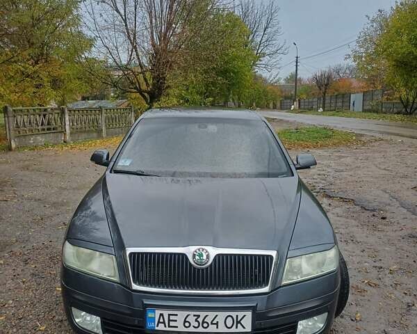 Сірий Шкода Октавія, об'ємом двигуна 2 л та пробігом 205 тис. км за 5499 $, фото 4 на Automoto.ua