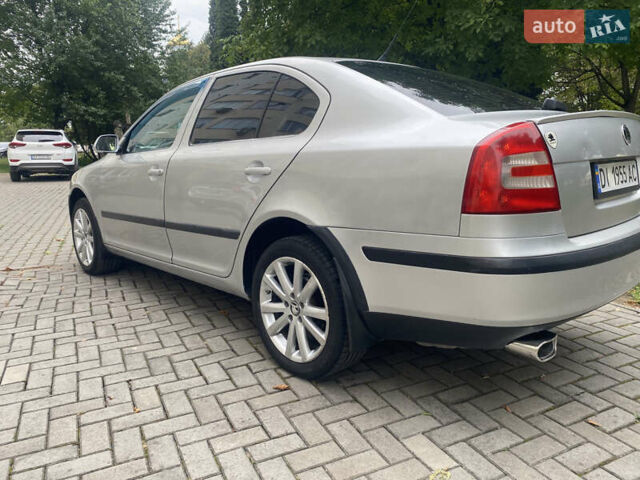 Серый Шкода Октавия, объемом двигателя 1.6 л и пробегом 350 тыс. км за 4000 $, фото 12 на Automoto.ua