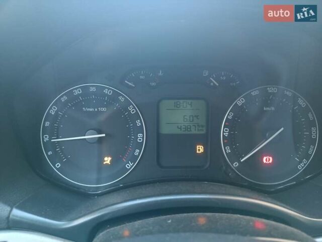 Шкода Октавия 2007 в Тернополе на Automoto.ua Серый Шкода Октавия, объемом двигателя 1.6 л и пробегом 270 тыс. км за 5600 $, фото 42 на Automoto.ua