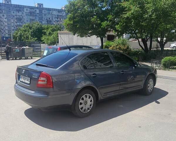 Серый Шкода Октавия, объемом двигателя 1.6 л и пробегом 200 тыс. км за 6300 $, фото 3 на Automoto.ua
