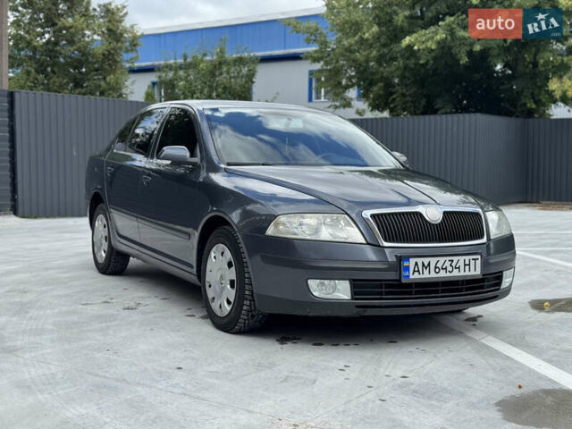 Серый Шкода Октавия, объемом двигателя 1.8 л и пробегом 308 тыс. км за 4600 $, фото 5 на Automoto.ua