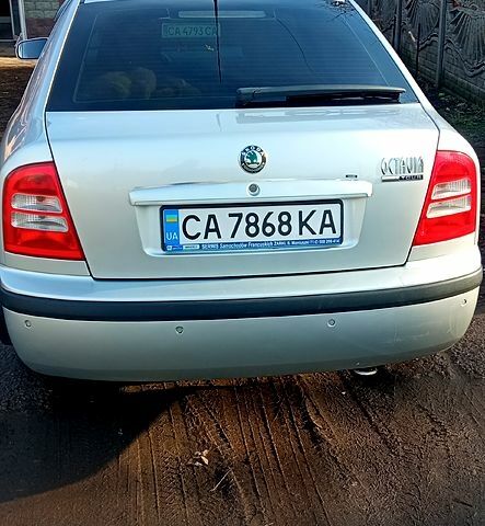 Серый Шкода Октавия, объемом двигателя 1.6 л и пробегом 201 тыс. км за 5300 $, фото 7 на Automoto.ua