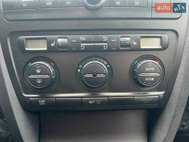 Сірий Шкода Октавія, об'ємом двигуна 1.6 л та пробігом 225 тис. км за 6990 $, фото 24 на Automoto.ua