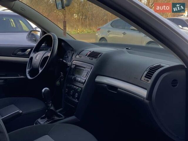 Серый Шкода Октавия, объемом двигателя 1.4 л и пробегом 239 тыс. км за 6755 $, фото 33 на Automoto.ua