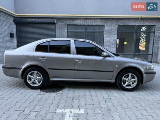 Сірий Шкода Октавія, об'ємом двигуна 1.6 л та пробігом 230 тис. км за 5200 $, фото 32 на Automoto.ua