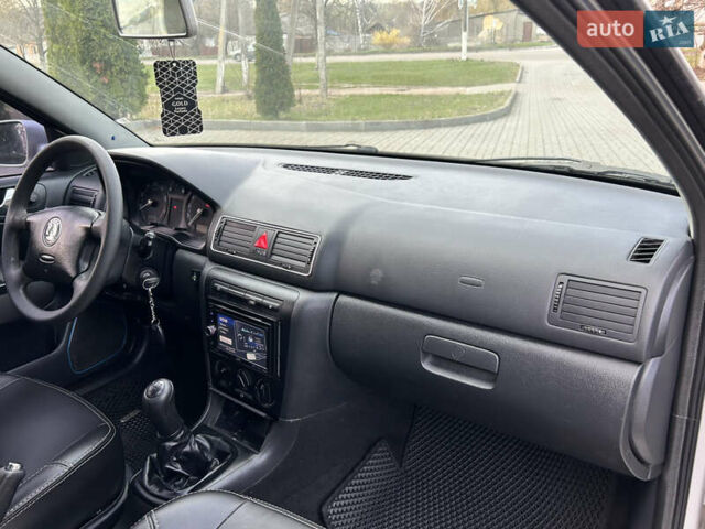 Серый Шкода Октавия, объемом двигателя 1.6 л и пробегом 255 тыс. км за 5200 $, фото 19 на Automoto.ua