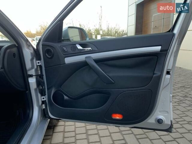 Серый Шкода Октавия, объемом двигателя 1.4 л и пробегом 239 тыс. км за 6755 $, фото 32 на Automoto.ua