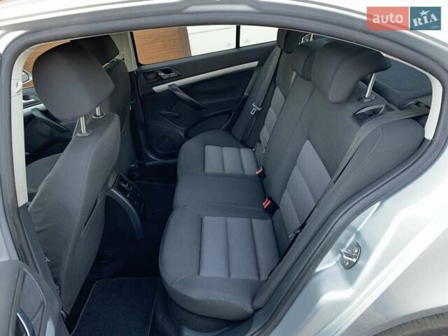 Серый Шкода Октавия, объемом двигателя 1.4 л и пробегом 239 тыс. км за 6755 $, фото 26 на Automoto.ua