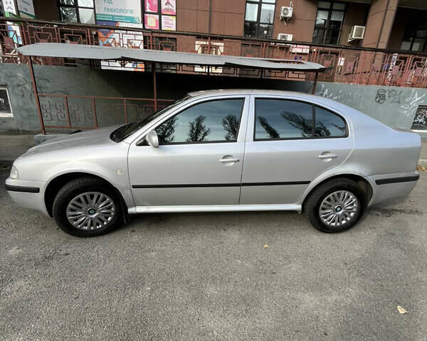 Сірий Шкода Октавія, об'ємом двигуна 1.6 л та пробігом 225 тис. км за 5100 $, фото 4 на Automoto.ua