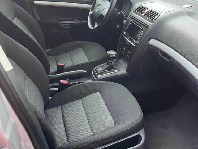 Шкода Октавия 2007 в Житомире на Automoto.ua Серый Шкода Октавия, объемом двигателя 1.6 л и пробегом 330 тыс. км за 4950 $, фото 14 на Automoto.ua