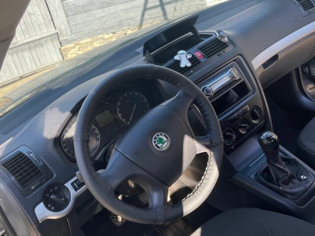 Серый Шкода Октавия, объемом двигателя 0 л и пробегом 326 тыс. км за 5050 $, фото 2 на Automoto.ua