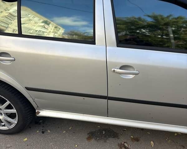 Серый Шкода Октавия, объемом двигателя 1.78 л и пробегом 370 тыс. км за 4100 $, фото 1 на Automoto.ua