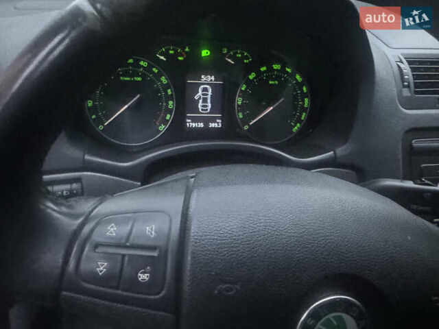 Шкода Октавия 2007 в Каменце-Подольском на Automoto.ua Серый Шкода Октавия, объемом двигателя 1.6 л и пробегом 177 тыс. км за 6700 $, фото 12 на Automoto.ua